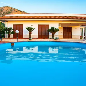  Сasa de vacaciones Caruso